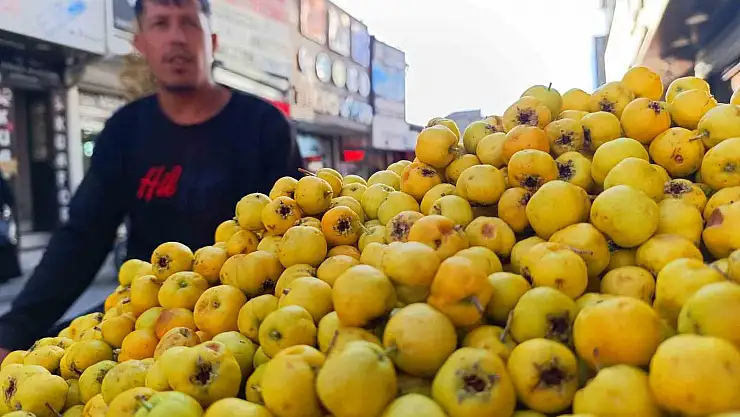 Van'da alıçlar, tezgahtaki yerini aldı