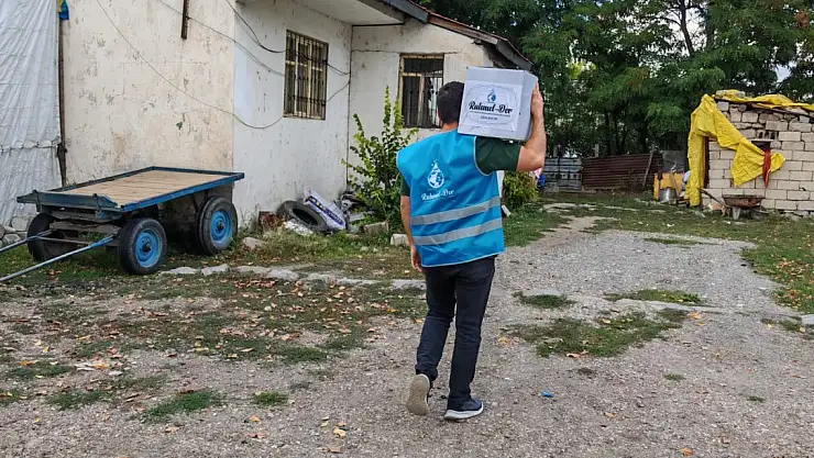 Rahmet-Der, Ağrı'da İhtiyaç Sahiplerine Umut Oluyor