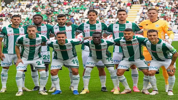 Konyaspor Evinde Eyüpspor ile İlk Yarıyı Golsüz Kapattı