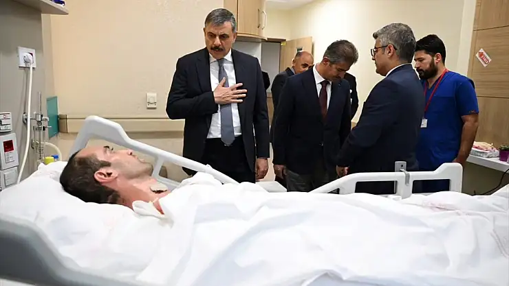 Erzurum Valisi Çiftçi, palyatif hastalarını ziyaret etti