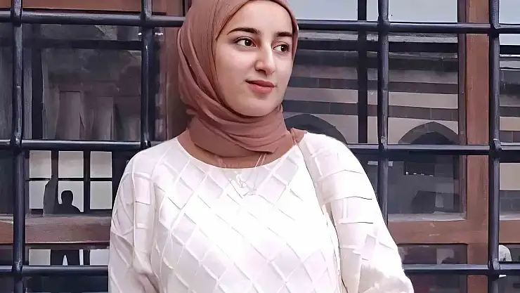 Van'da kaybolan Rojin'in yurttan çıkış görüntüleri ortaya çıktı