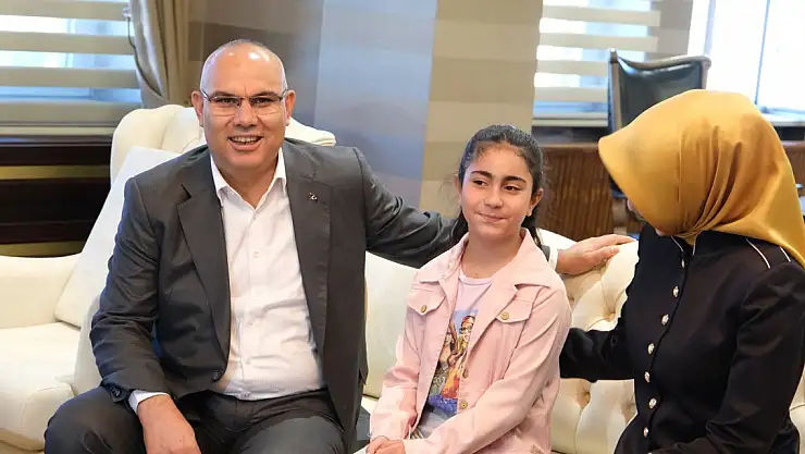Vali Koç, 9 Yaşındaki Zeynep Ela'nın Hayalini Gerçekleştirdi