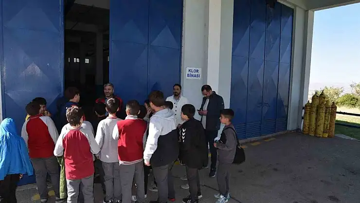 Erzurum'da Öğrenciler İçme Suyunun Kaynağını Gözlemledi