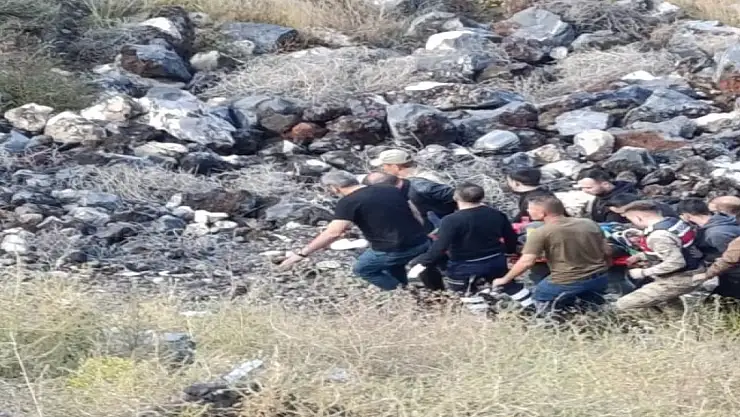 Doğubayazıt'tan Iğdır'a Giden Araç Şarampole Devrildi