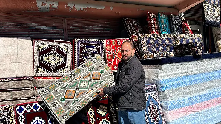 Şark Köşesi Minderleri'ne ilgi artıyor