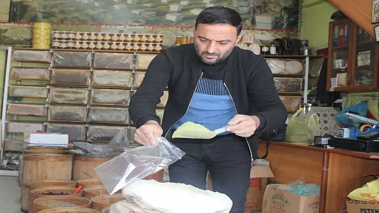 Hint Kınasına Yoğun İlgi