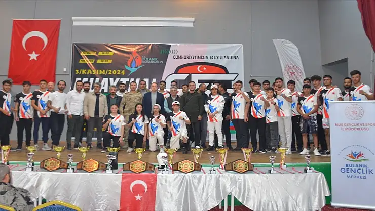 Muş'ta Uluslararası Muay Thai Müsabakaları Etkinlikleri Devam Ediyor