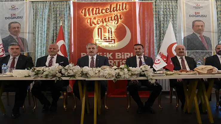 Büyük Birlik Partisi Başkanı Erzurum'da Partililerle Buluştu