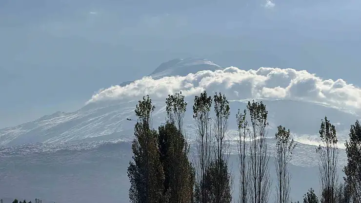 Iğdır'ın dağları beyaza büründü
