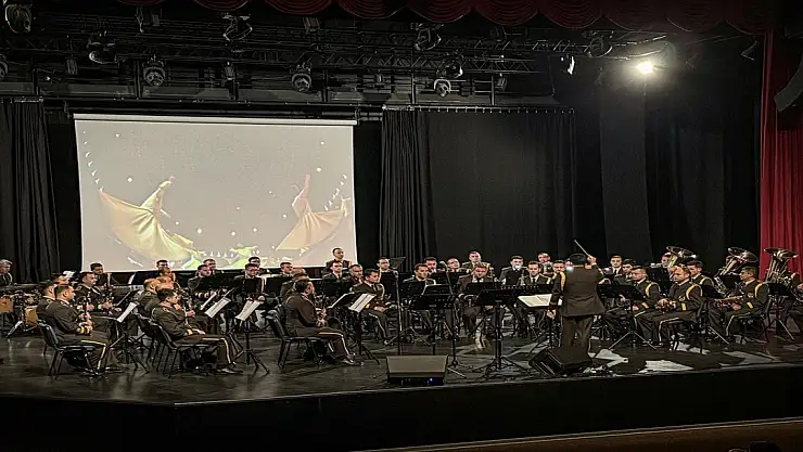 Erzurum'da TSK Armoni Mızıkası Konserine Yoğun İlgi