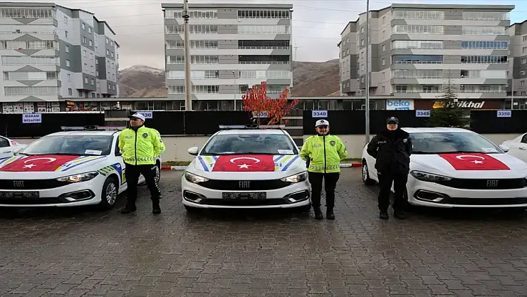 Bitlis Emniyet Müdürlüğüne İçişleri Bakanlığı'ndan 12 Yeni Araç