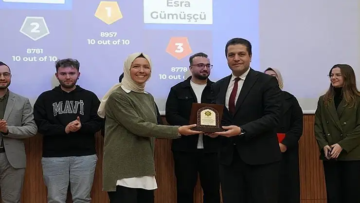 ETÜ'lü öğrenciler THY ekibi ile bir araya geldi
