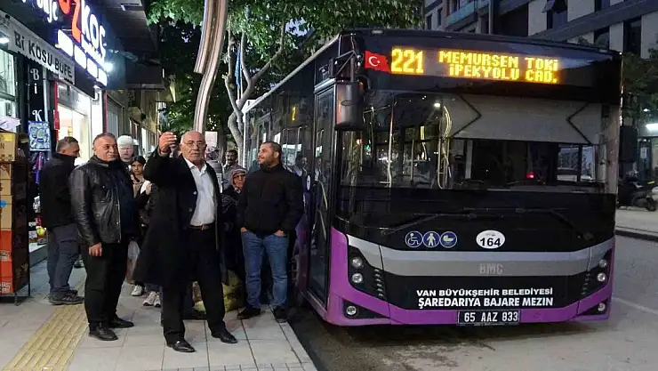 Van'da Otobüs Seferlerine Tepki Yağdı