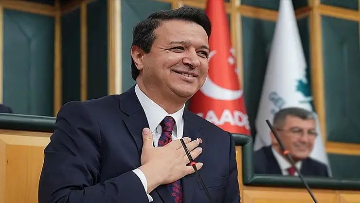 Saadet Partisinin yeni Genel Başkanı Mahmut Arıkan oldu
