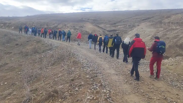 Diyadin'de On Kilometrelik Doğa Yürüyüşü