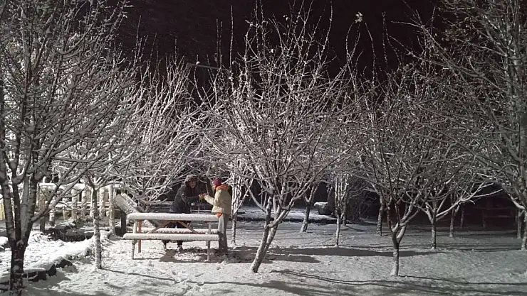 Ararat Garden Bahçesi, Karla Masalsı Bir Güzelliğe Büründü