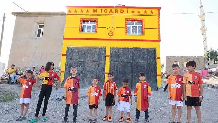Diyarbakırlı taraftardan, Icardi'ye şarkılı destek