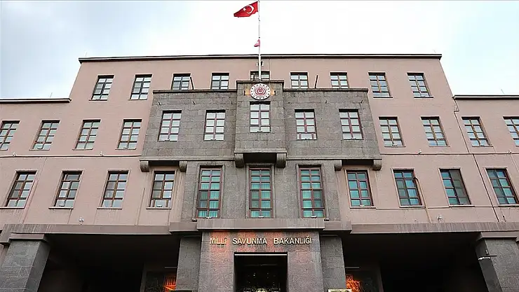 Milli Savunma Bakanlığı bin sözleşmeli personel alacak