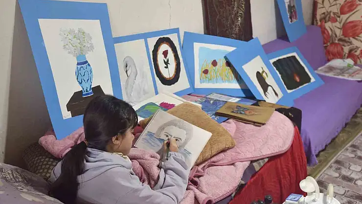 Bitlis'te engelli genç kızın, resim tutkusu
