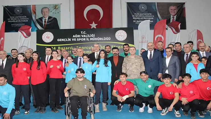 Ağrı'da 5 Bin Sporcuya Malzeme Desteği Töreni Düzenlendi