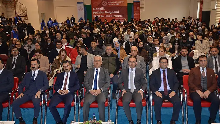 Muş'ta 'Gençlik Politika Belgesi Vizyon Çalıştayı' düzenlendi