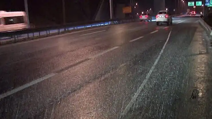 İstanbul'da kar yağışı etkili oldu