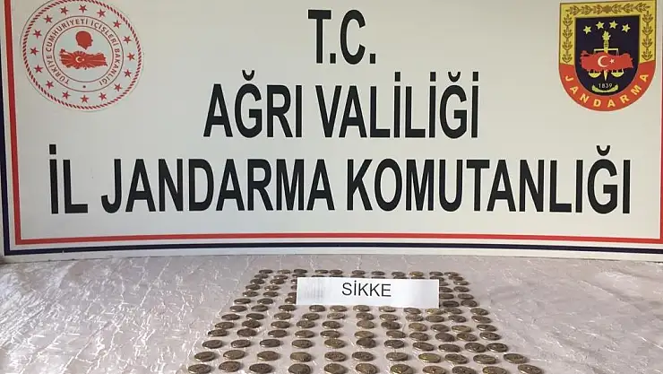 Ağrı'da Roma dönemine ait 150 sikke ele geçirildi