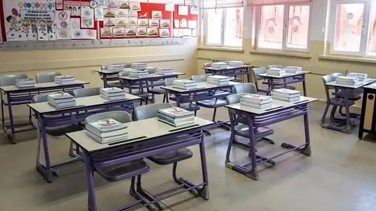 2025-2026 Eğitim Dönemi 1 Eylül'de mi Başlayacak? Okul Açılış Tarihleri Merak Ediliyor!