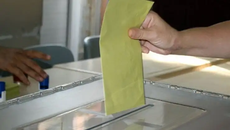 Ad ve soyad işlemleri devam ediyor mu?