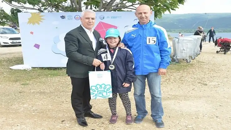 Uçurtmalar görsel şölen oluşturdu