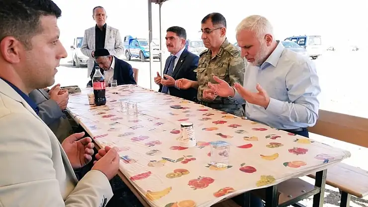 Ekrem Çelebi'den Ağrılı Şehit Ailesine Ziyaret