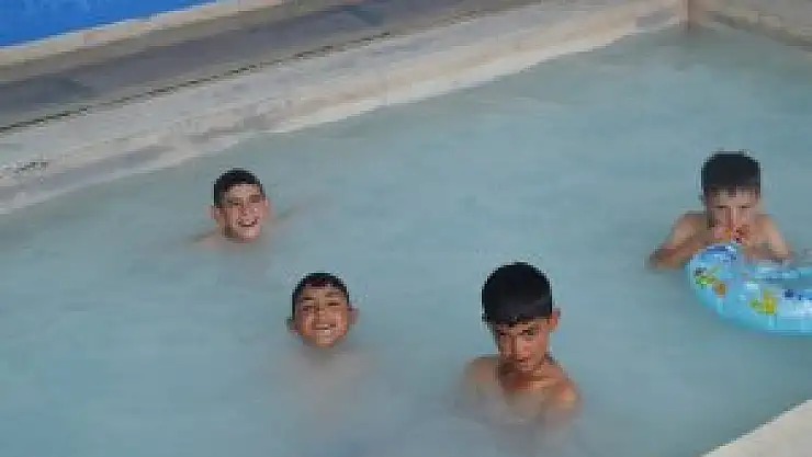 Diyadin Kaplıcalarında Bayram Yoğunluğu