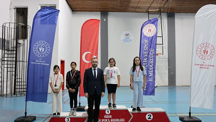 29 Ekim Cumhuriyet Bayramı Badminton Turnuvası Sona Erdi