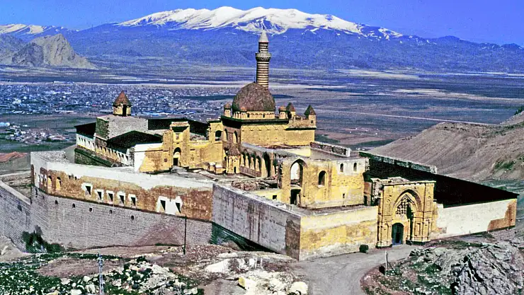 Ağrı'da Turizme Büyük Destek