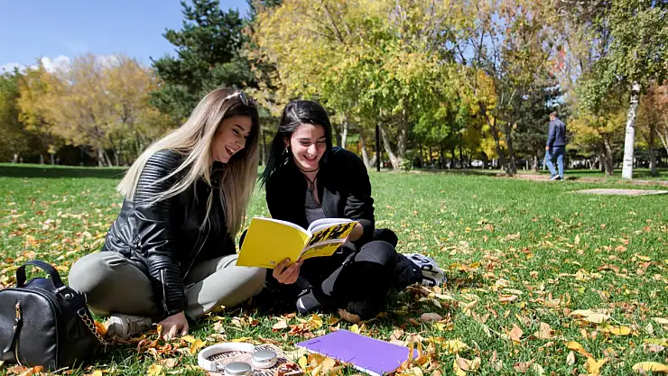 30 Bin TL'lik Özel Burs İmkanıyla Gençler için Atatürk Üniversitesi'nde Yeni Başlangıçlar