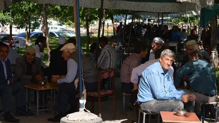 Emre Akbaba'nın memleketinde milli sevinç