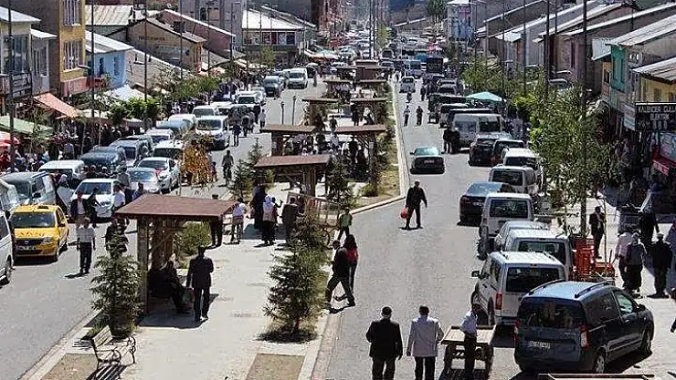 Ağrı yine son sıralarda!