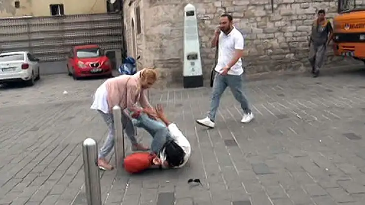 Kadınların kavgası kameraya yansıdı