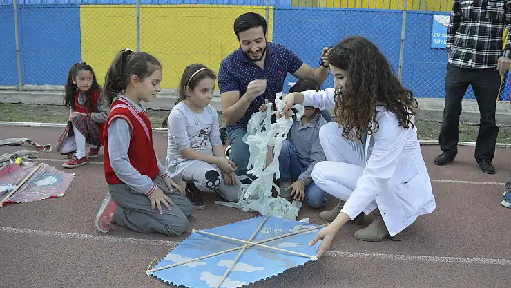 Ağrı'da Minik Öğrenciler Dünya Yürüyüş Günü Etkinliğinde Eğlendi