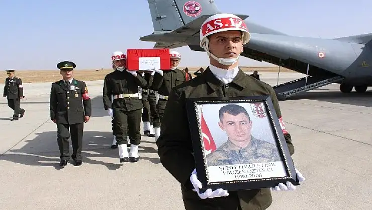 Tutak şehidini uğurladı