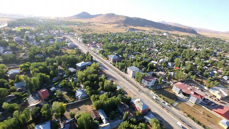 Patnos'ta 4.4 şiddetinde deprem