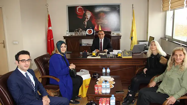 Ağrı'da PTT'den müşterisine sürpriz