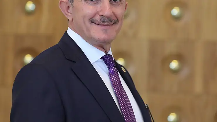 Ağrı'ya sağlık yatırımları hız kesmiyor