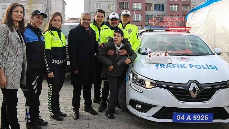 Ağrı İl Emniyet Müdürü Özen'den Anlamlı Ziyaret