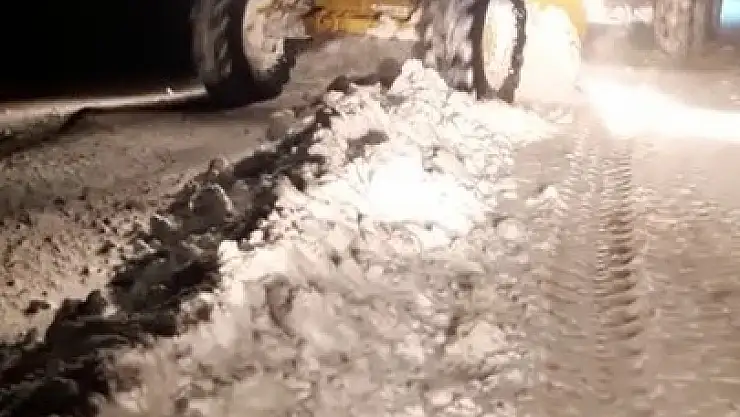 Ağrı'da  hamile kadını kurtarma çalışması