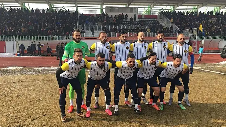Ağrı 1970 Spor rakip tanımıyor