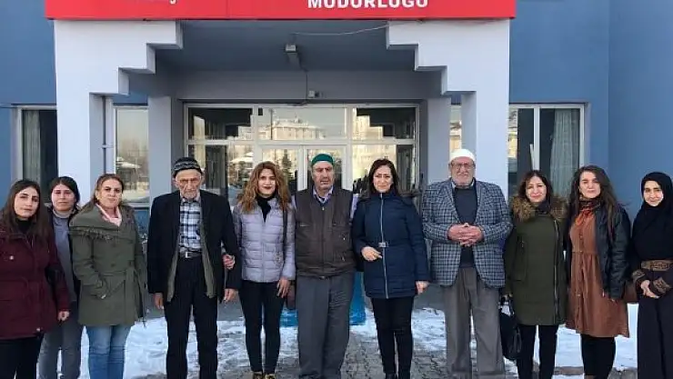 Yüksekovalı Kursiyer 20 kadından Ağrı'ya ziyaret