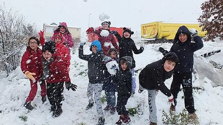 Ağrı'da Kar Tatili Uzatıldı