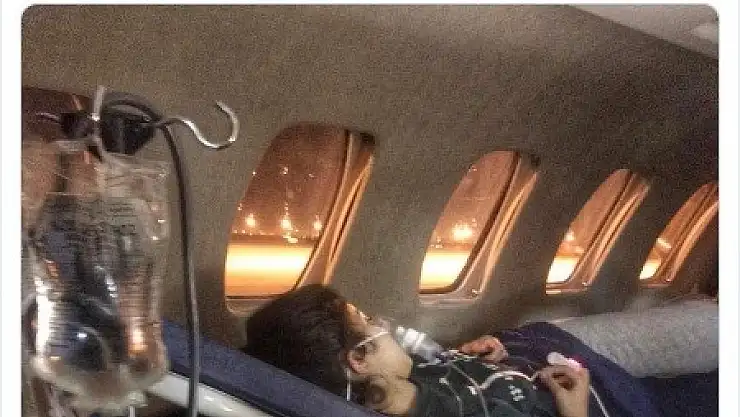 Ağrılı Rojin ambulans uçakla hastaneye kaldırıldı