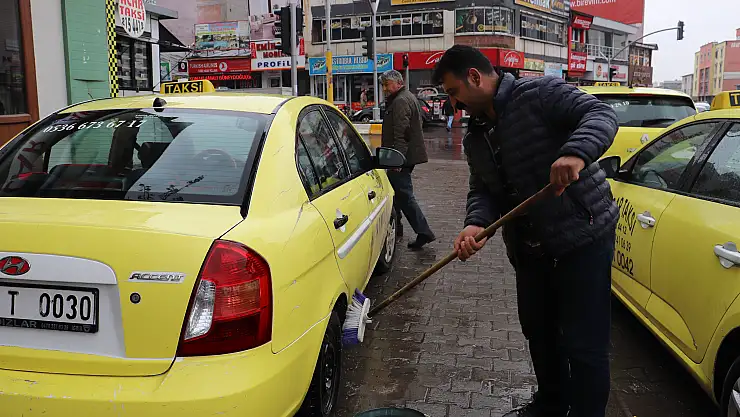 Taksicilerden Korona virüs önlemleri